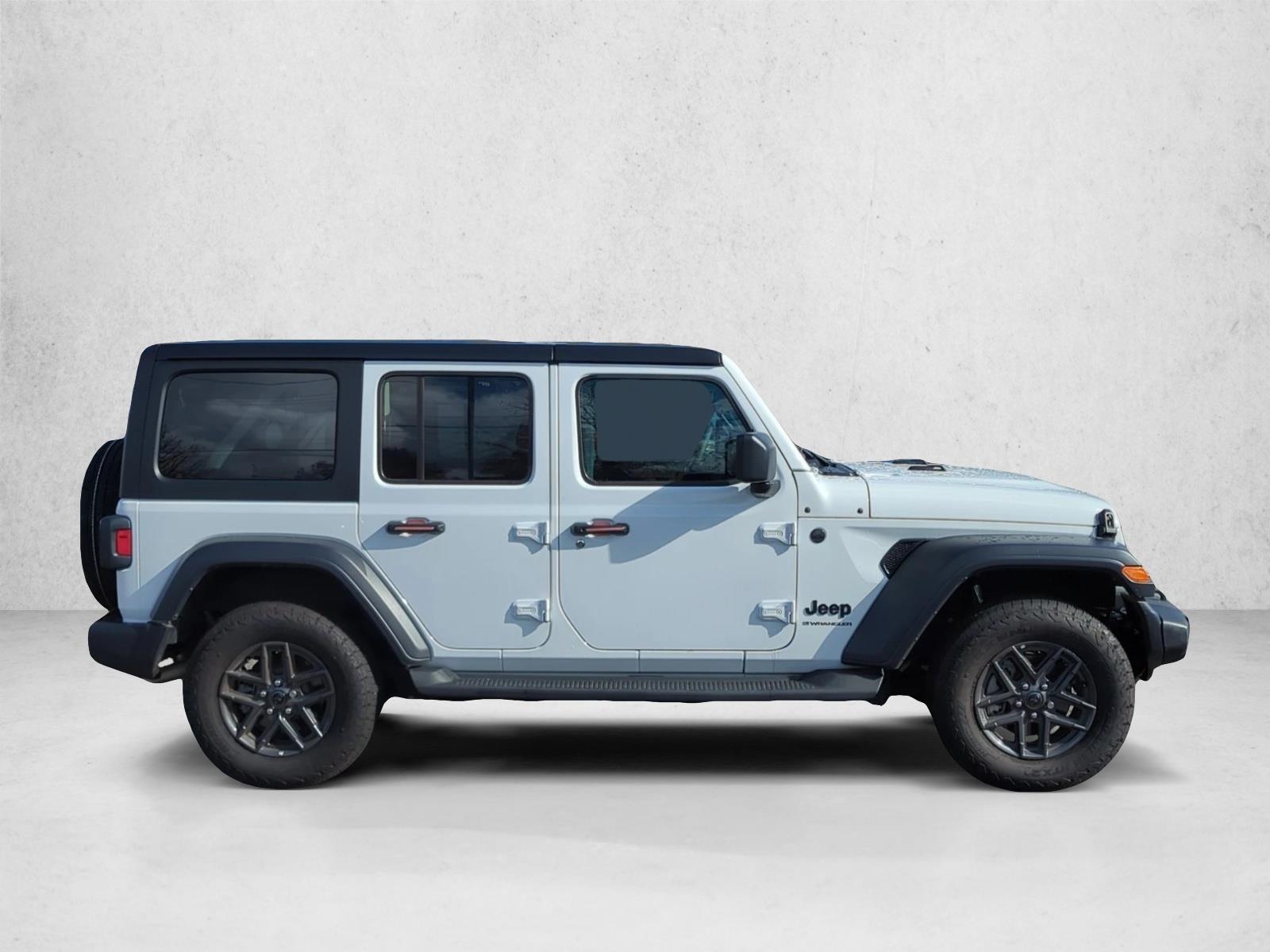 2024 Jeep Wrangler Sport S photo 4
