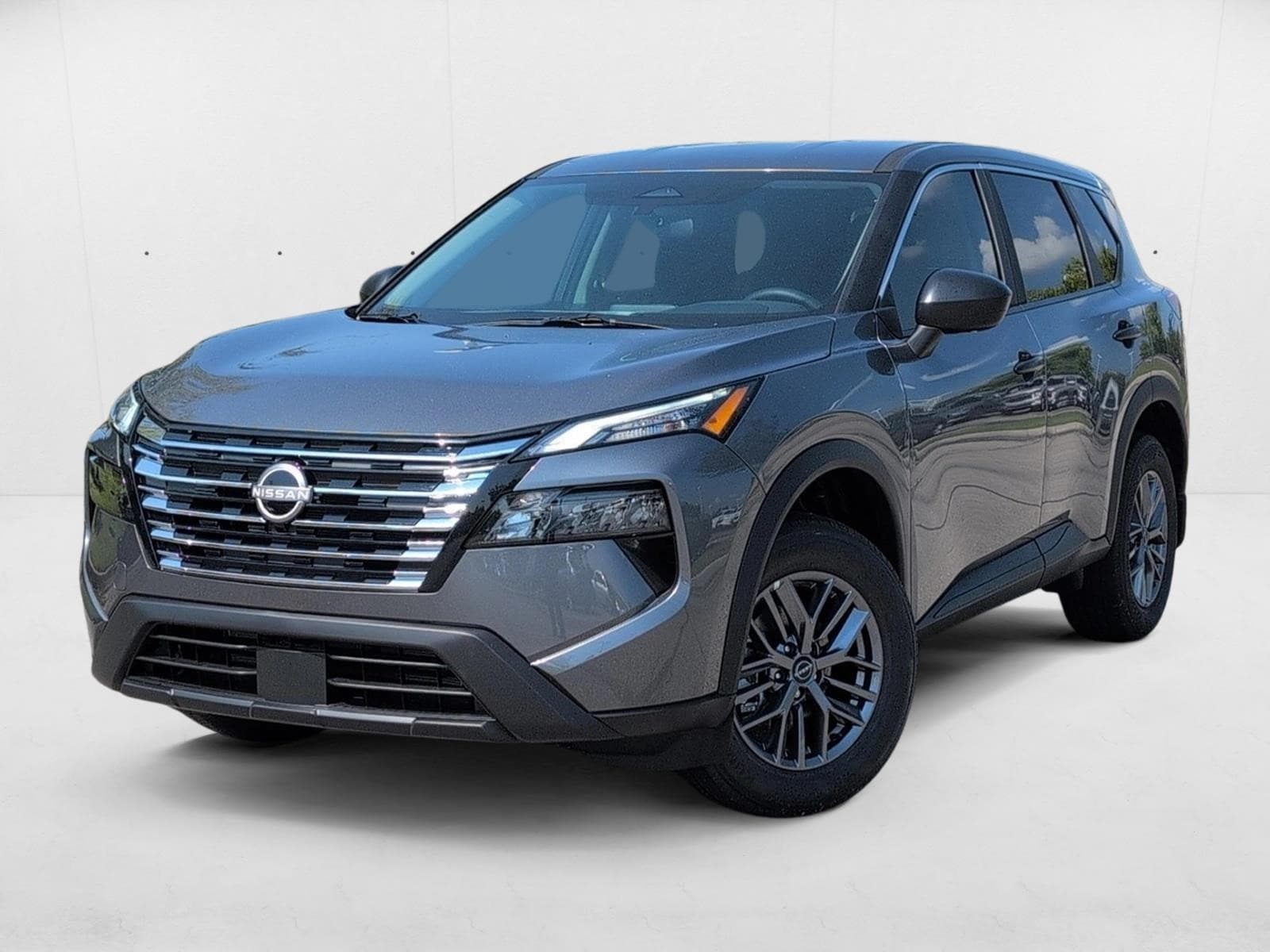 2026 Nissan Rogue S's photo