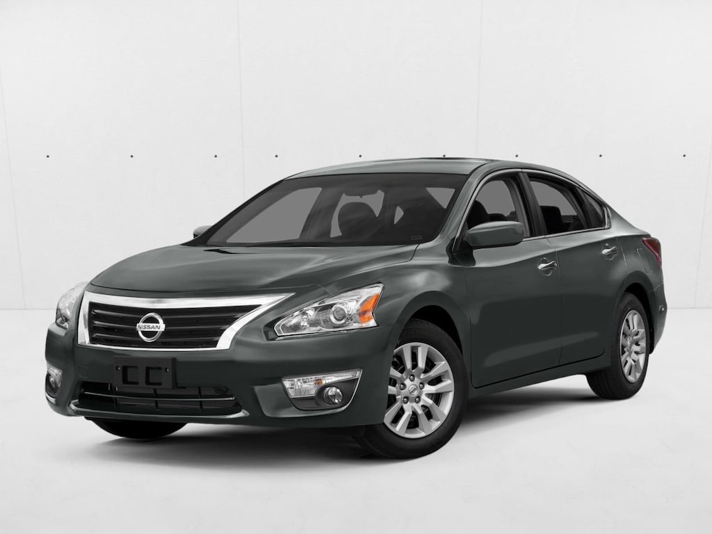 Used 2015 Nissan Altima 2.5 S 4dr Car