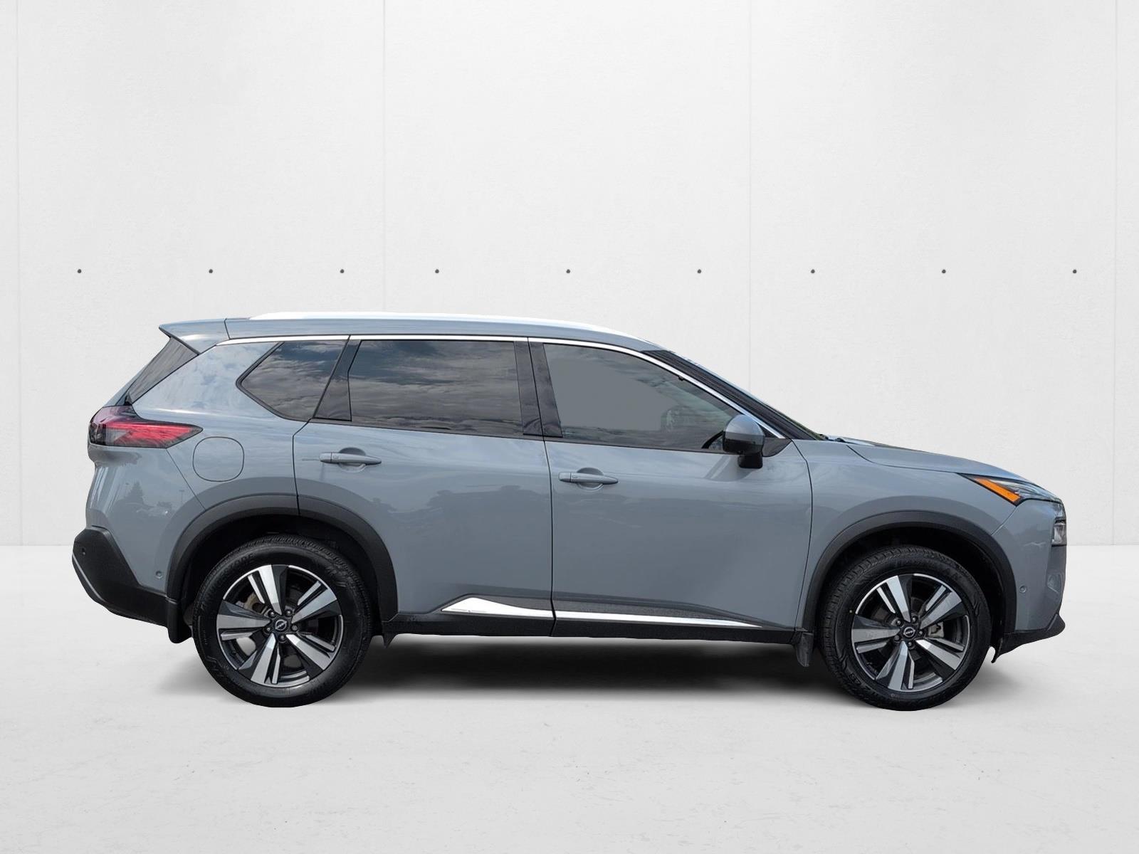 2023 Nissan Rogue SL photo 4
