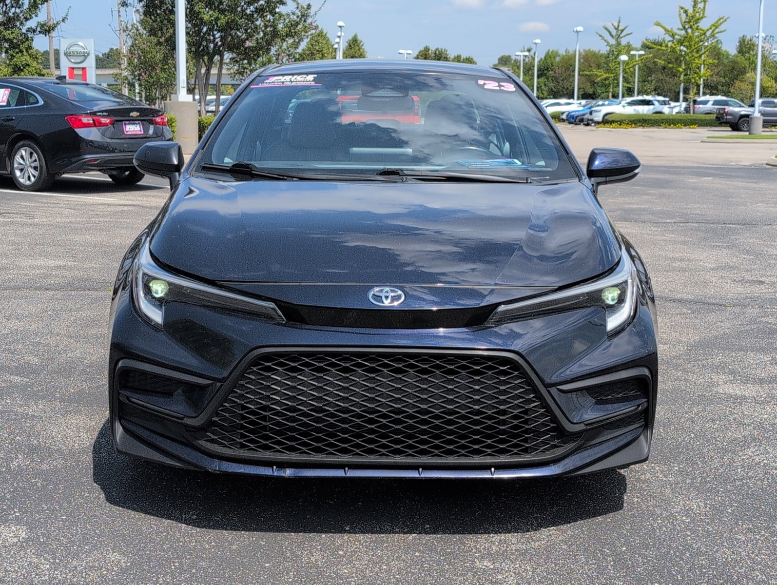 2023 Toyota Corolla SE photo 2