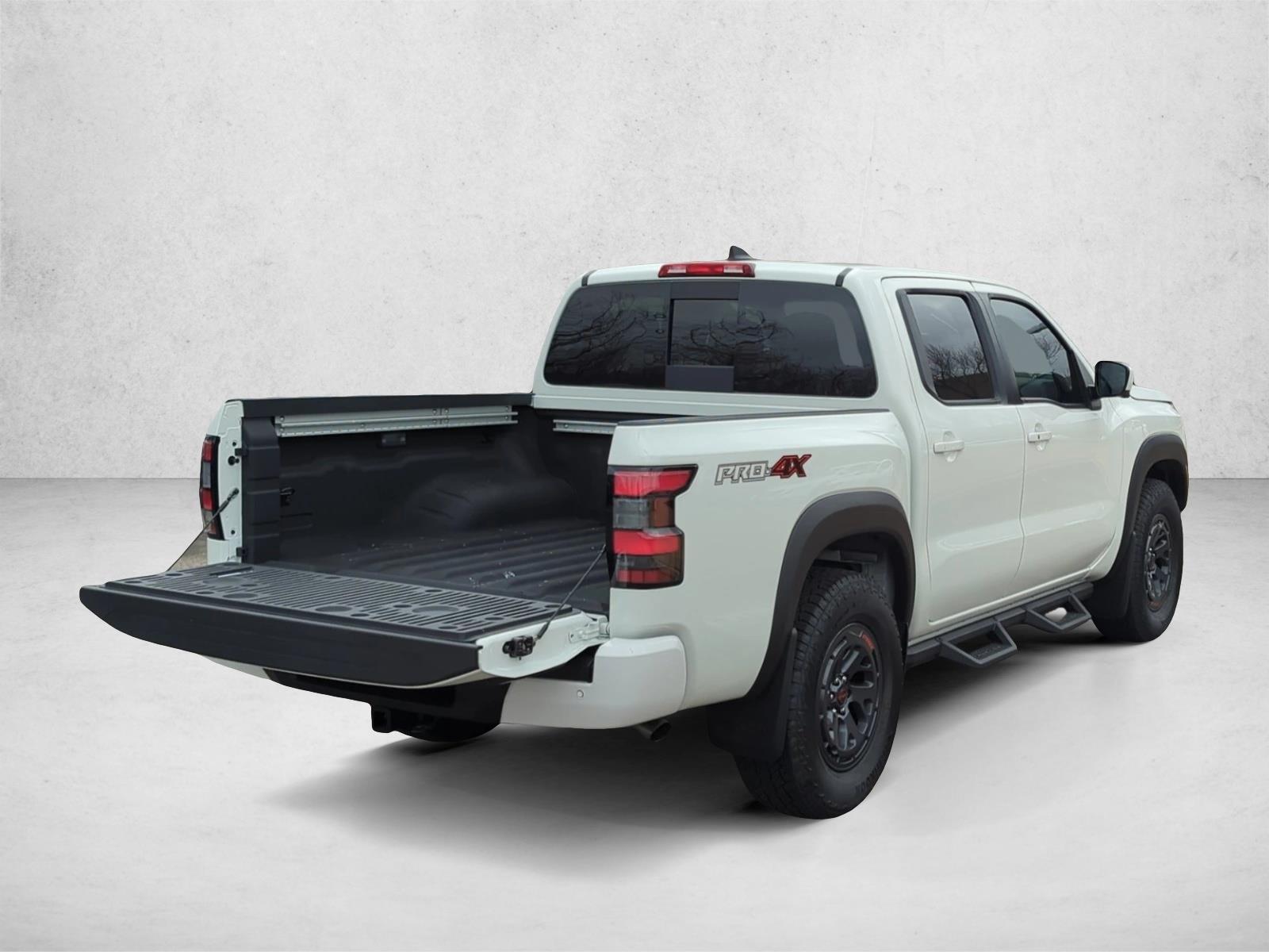 2026 Nissan Frontier PRO-4X - Photo 8
