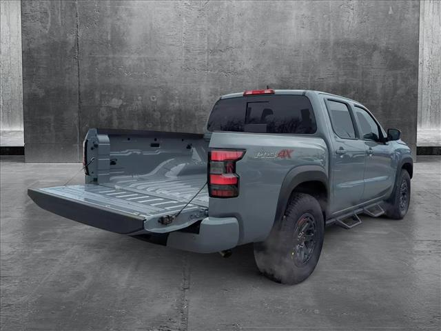 2025 Nissan Frontier PRO-4X photo 2
