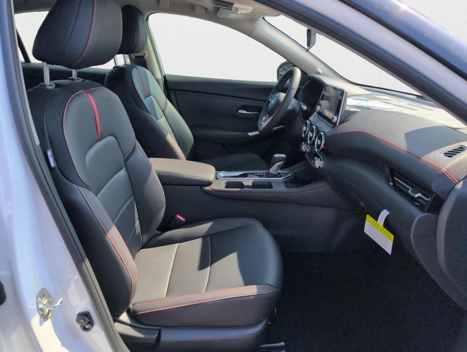 2025 Nissan Sentra SR - Photo 24