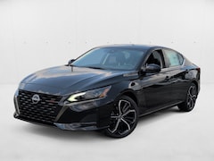 2025 Nissan Altima SR Sedan