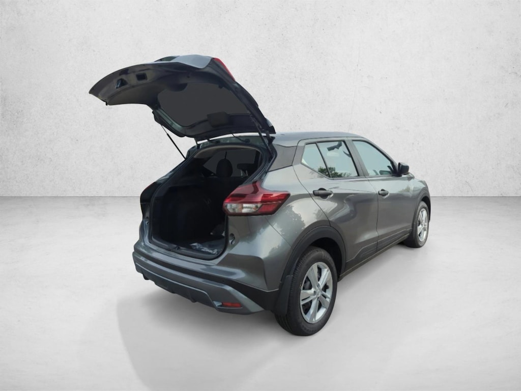 Used 2025 Nissan Kicks Play S SUV