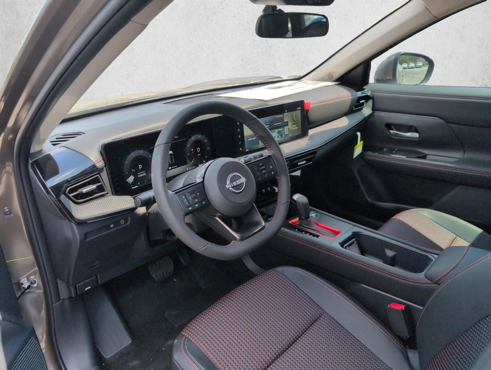 2025 Nissan Kicks SR - Photo 9