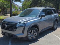 2026 Nissan Pathfinder SV SUV