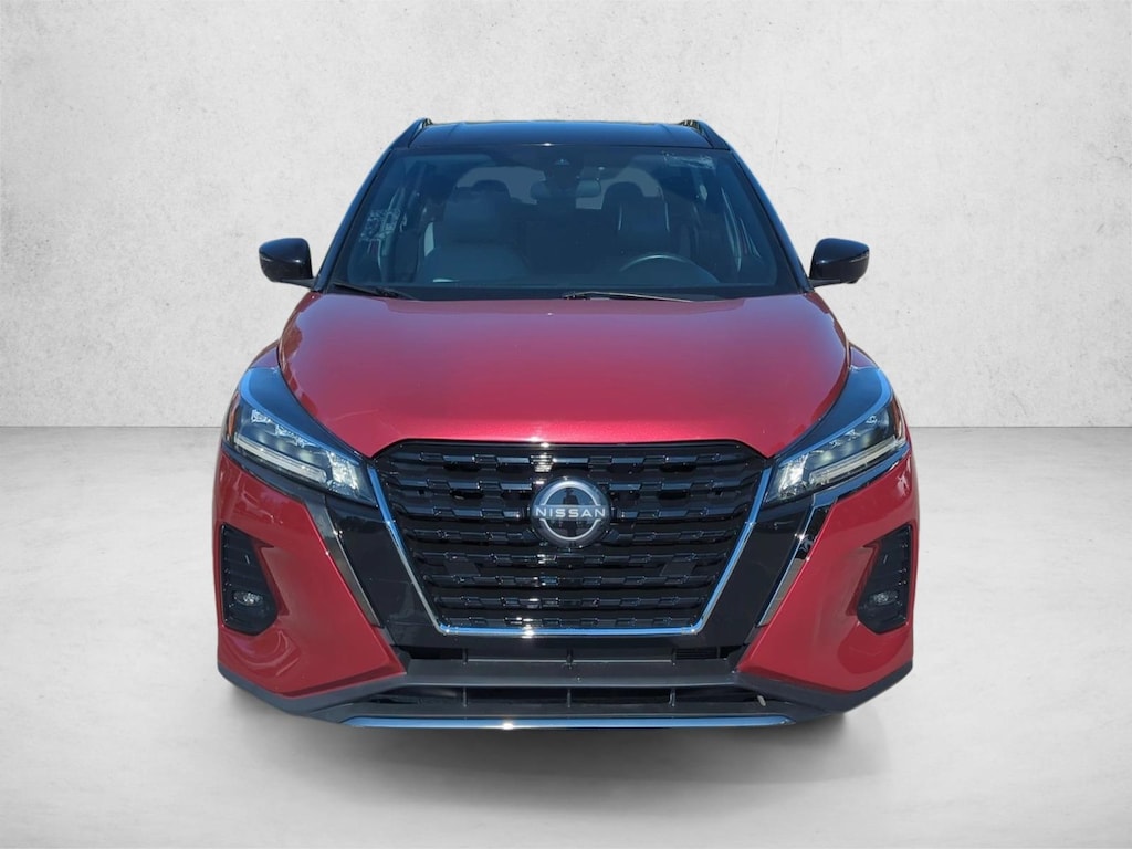 Used 2023 Nissan Kicks SR Sport Utility