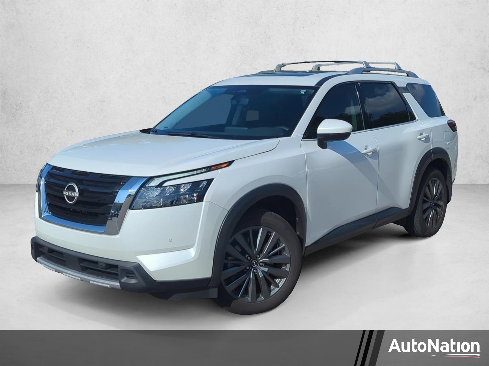 Used 2025 Nissan Pathfinder SL