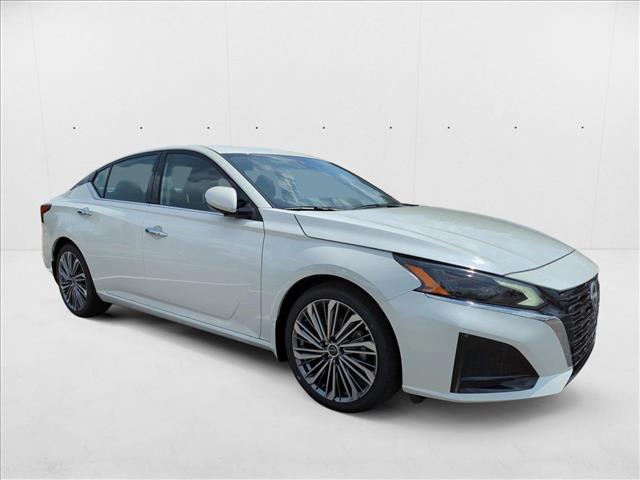 2024 Nissan Altima 2.5 SL photo 3
