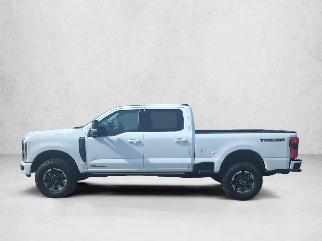 Used 2024 Ford Super Duty F-250 SRW LARIAT Crew Cab Pickup