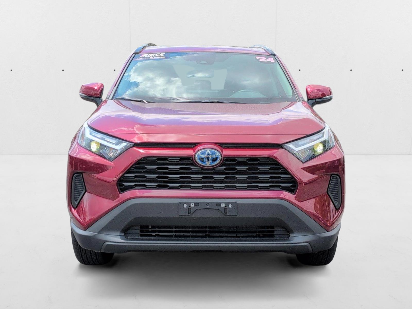2024 Toyota RAV4 Hybrid XLE photo 2