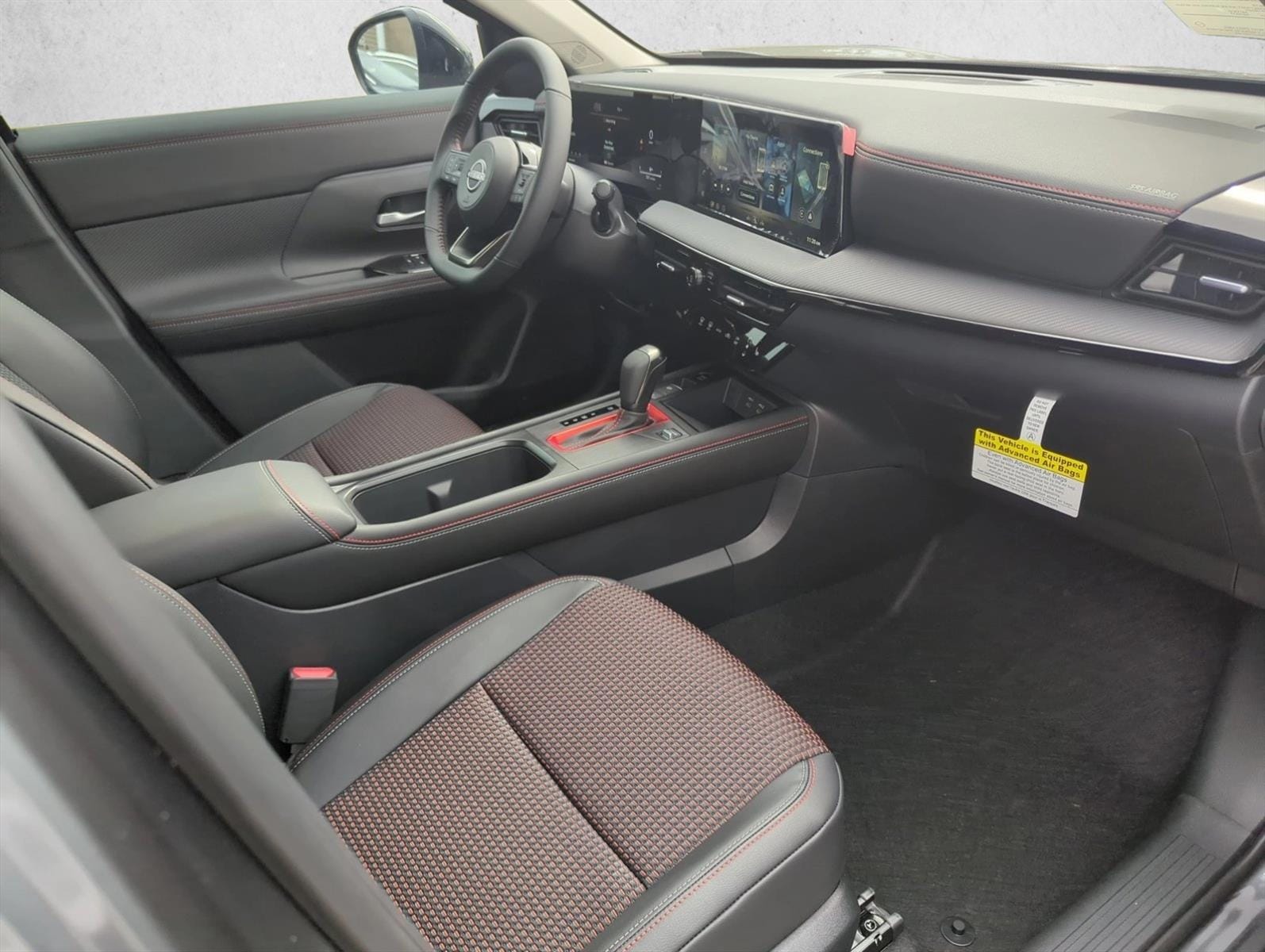 2026 Nissan KICKS SR - Photo 18