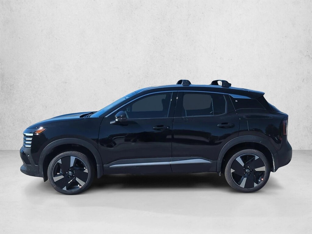 New 2026 Nissan Kicks SR SUV