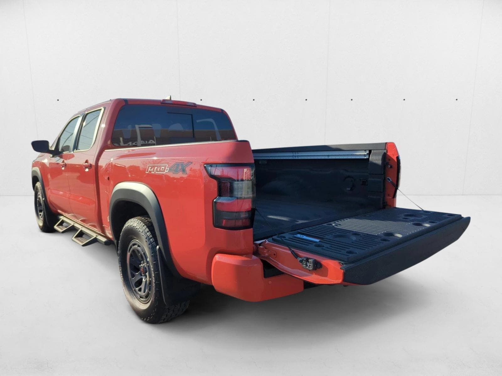 2025 Nissan Frontier PRO-4X - Photo 9