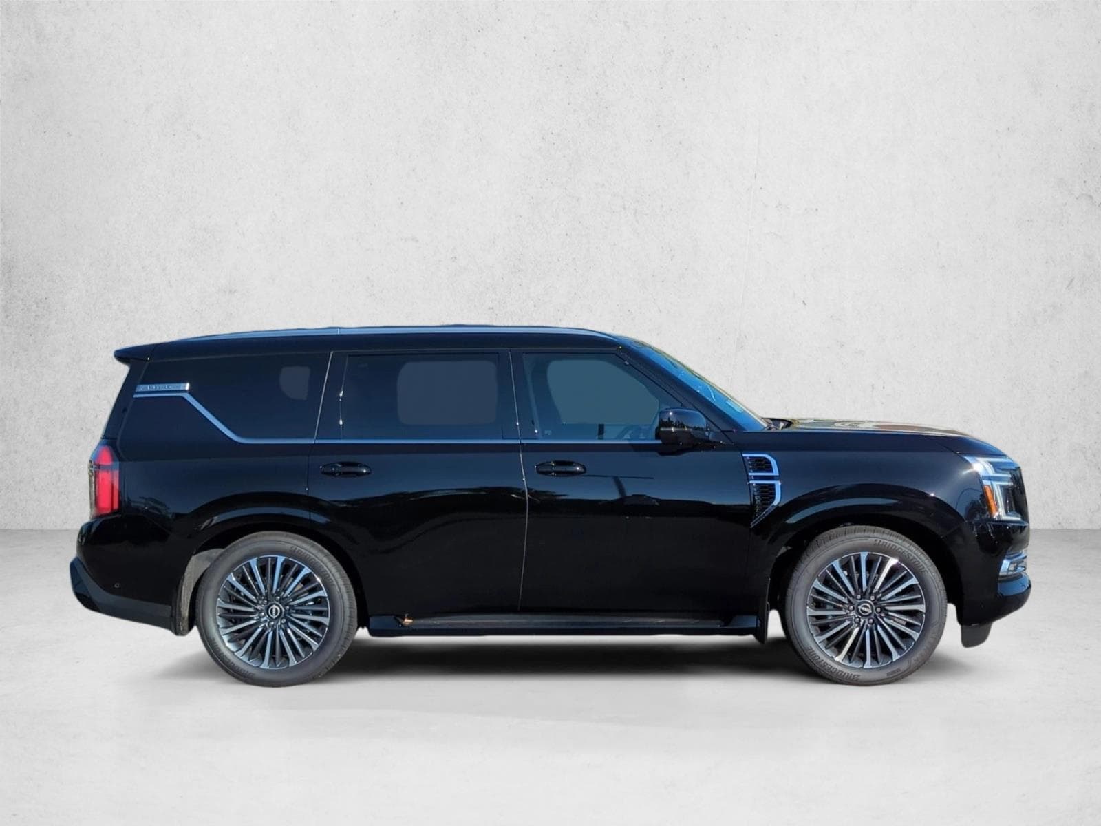2026 Nissan Armada Platinum Reserve - Photo 4