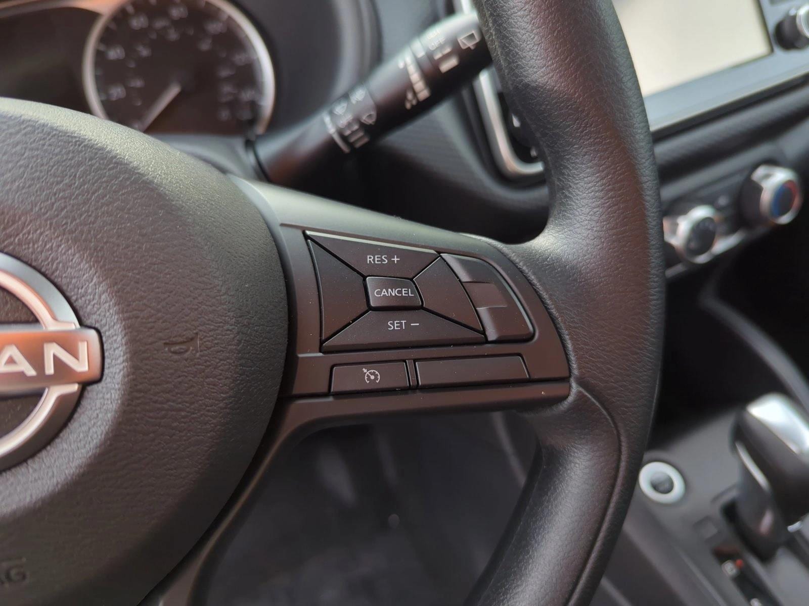 2025 Nissan KICKS PLAY Base - Photo 20