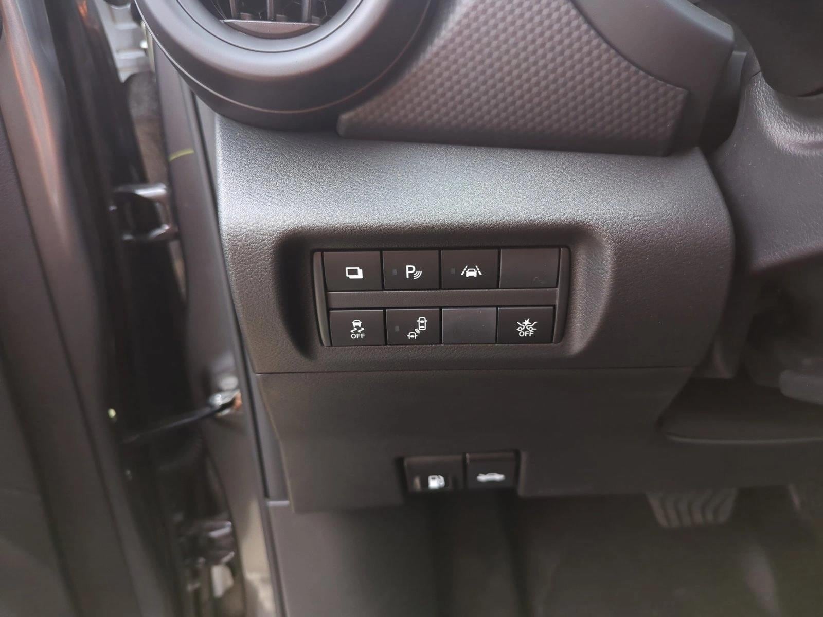 2025 Nissan KICKS PLAY Base - Photo 22
