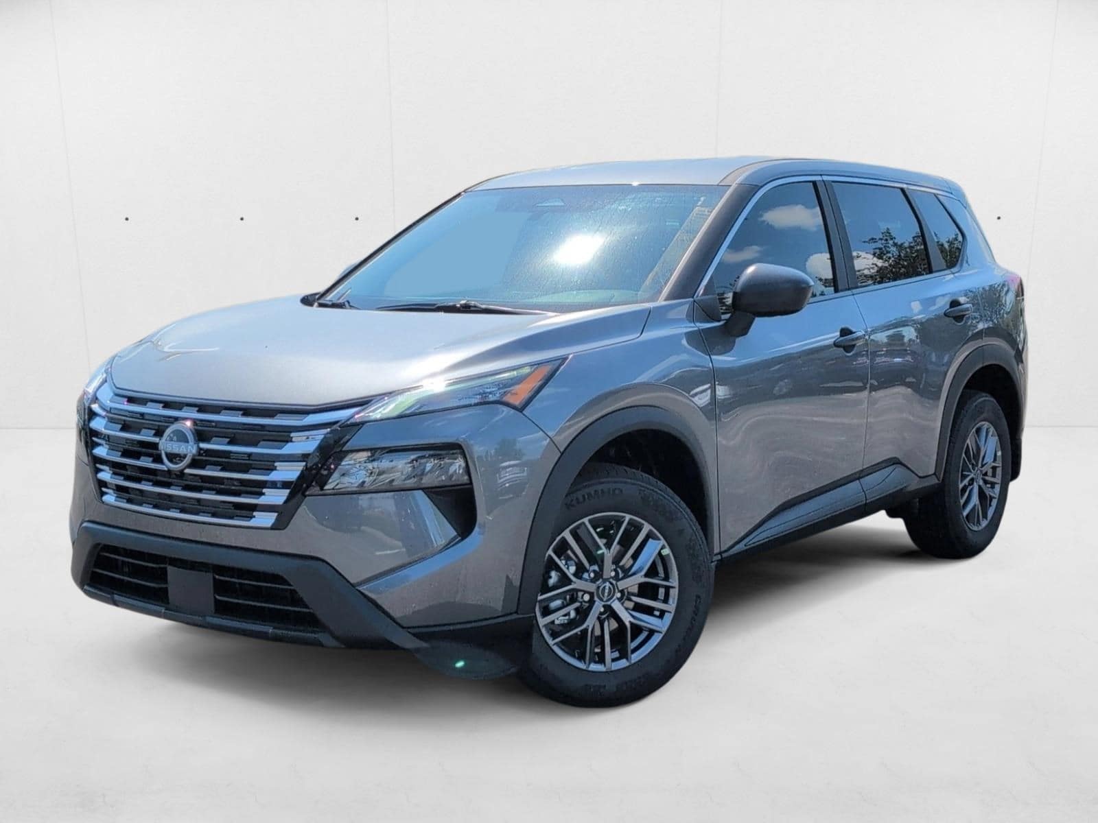 2026 Nissan Rogue S's photo