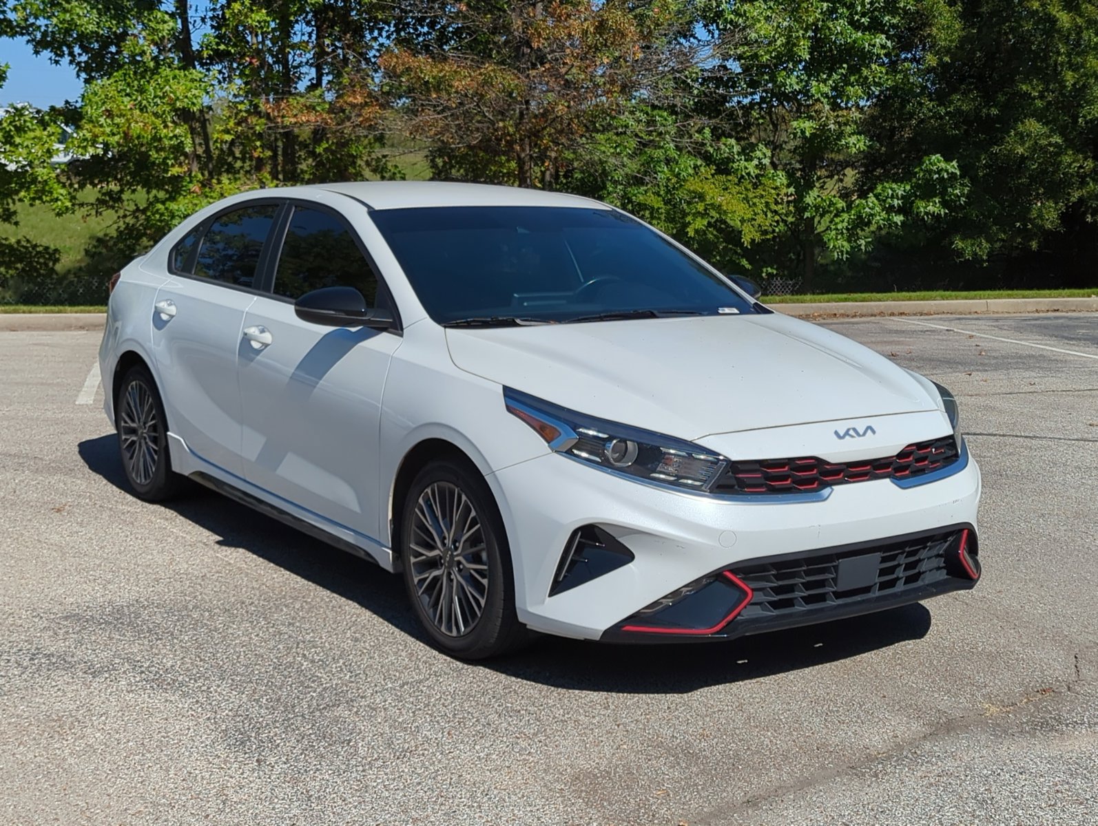 2022 Kia Forte GT-Line photo 3
