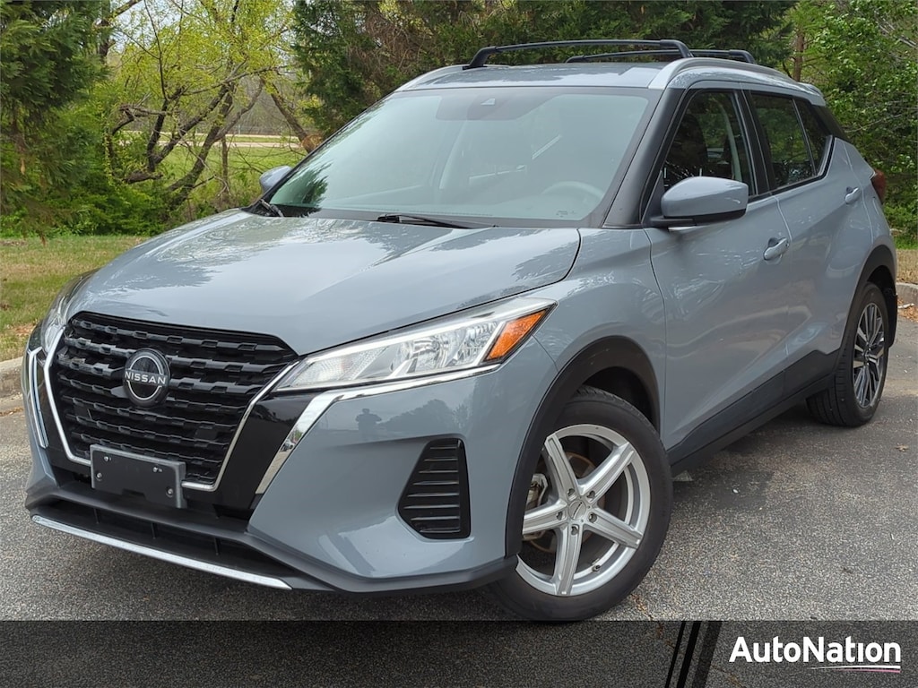 Used 2023 Nissan Kicks SV Sport Utility
