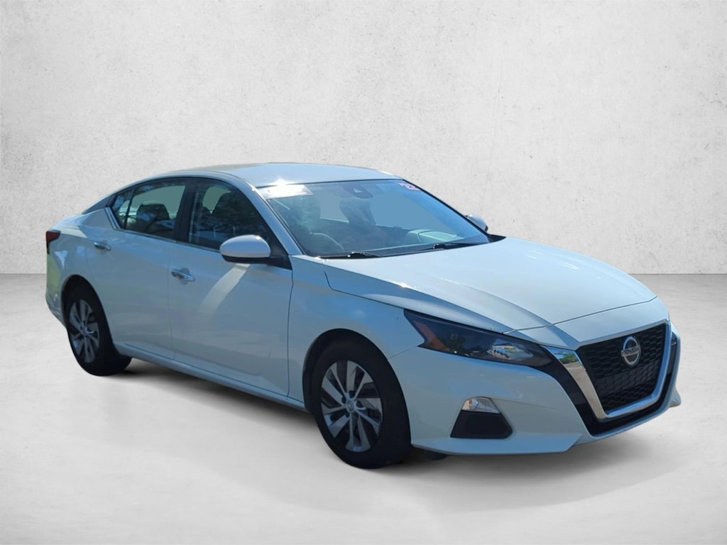 Used 2022 Nissan Altima 2.5 S 4dr Car