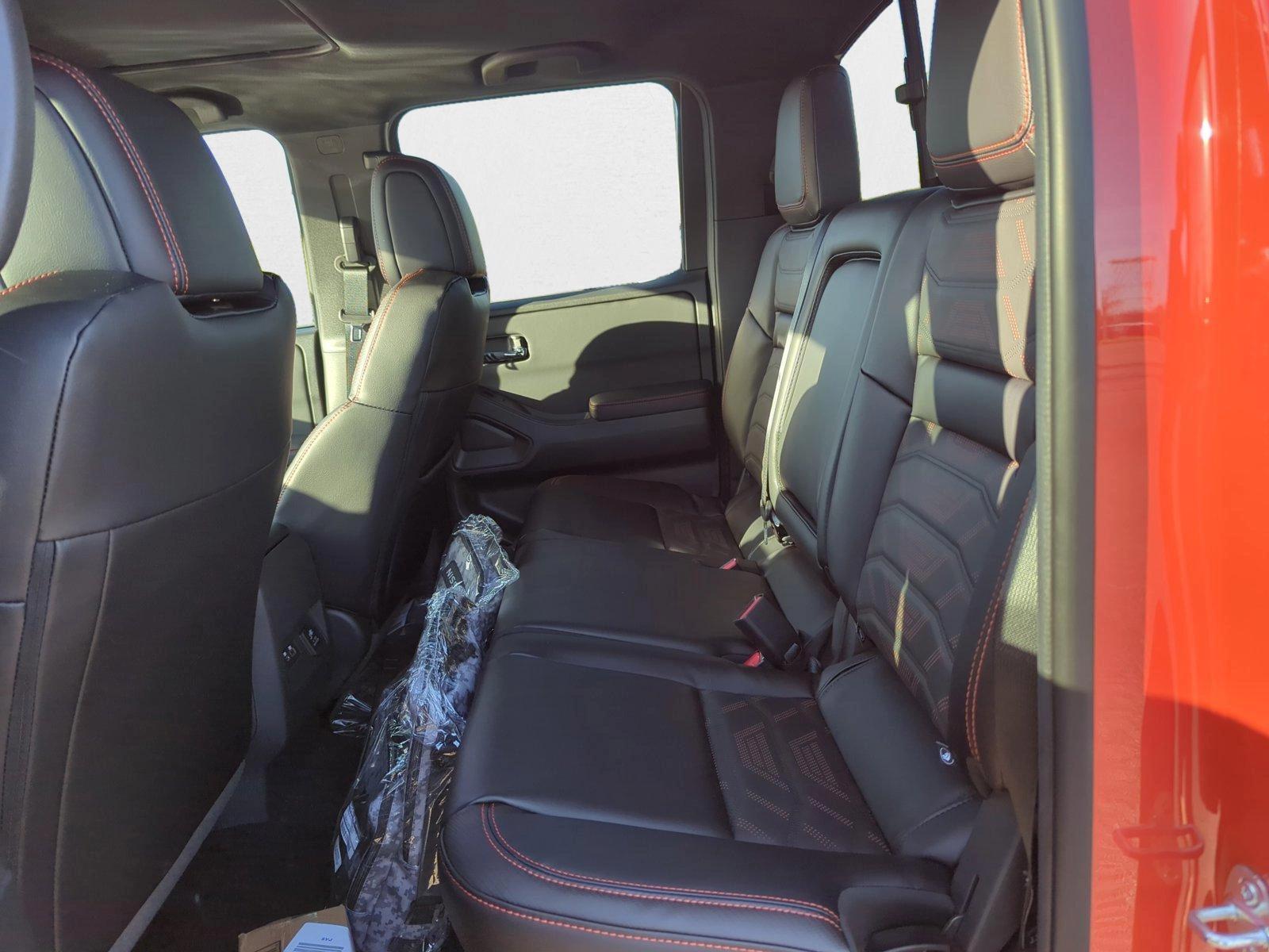 2025 Nissan Frontier PRO-4X - Photo 15
