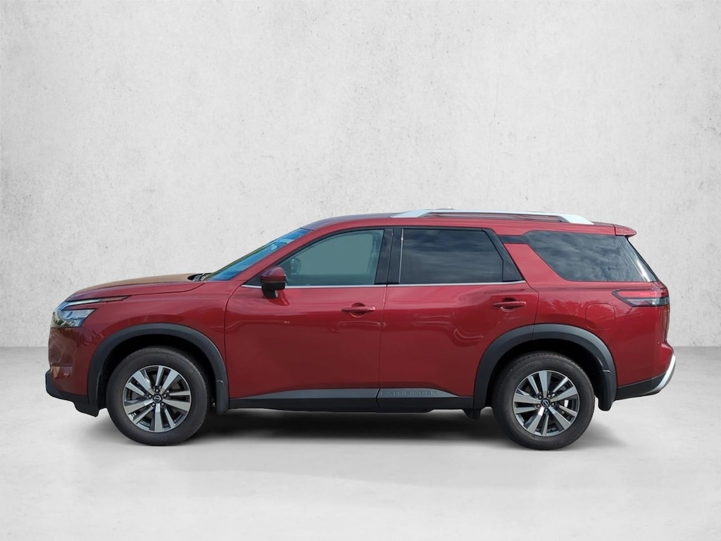 Certified 2025 Nissan Pathfinder SL Sport Utility