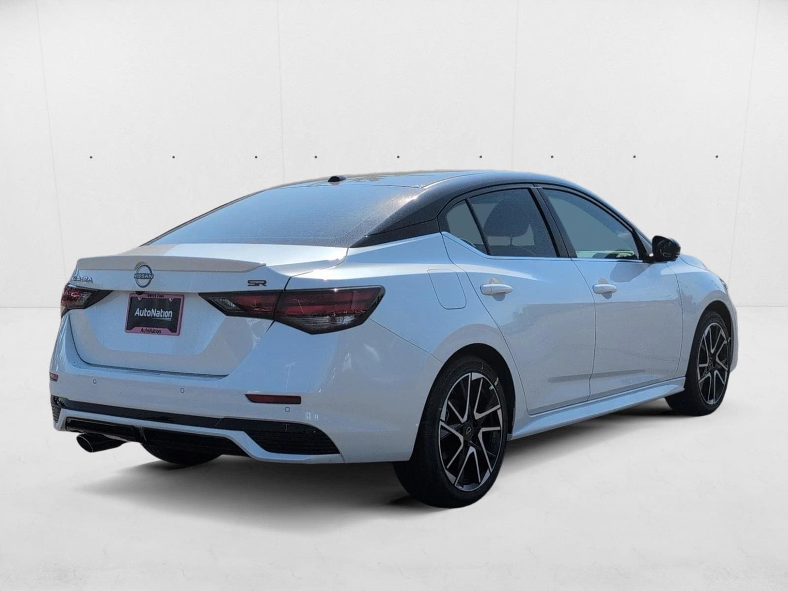 2025 Nissan Sentra SR - Photo 5