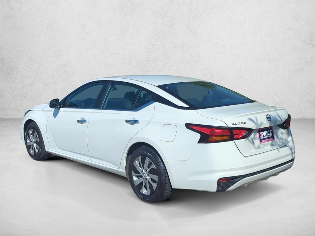 Used 2022 Nissan Altima 2.5 S 4dr Car