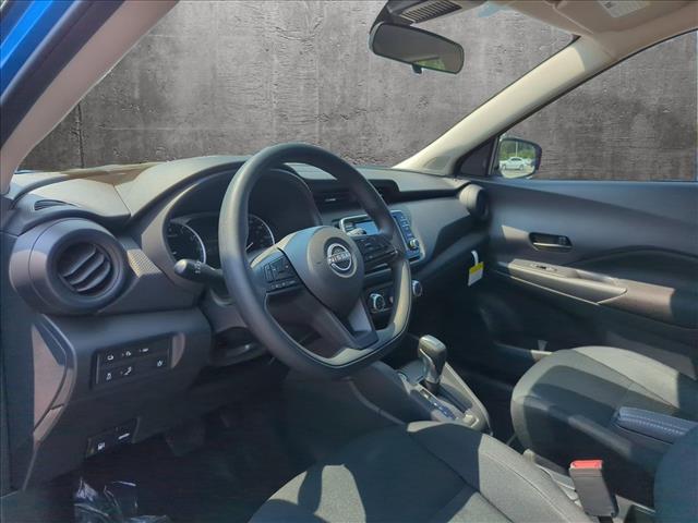 2024 Nissan Kicks S photo 3