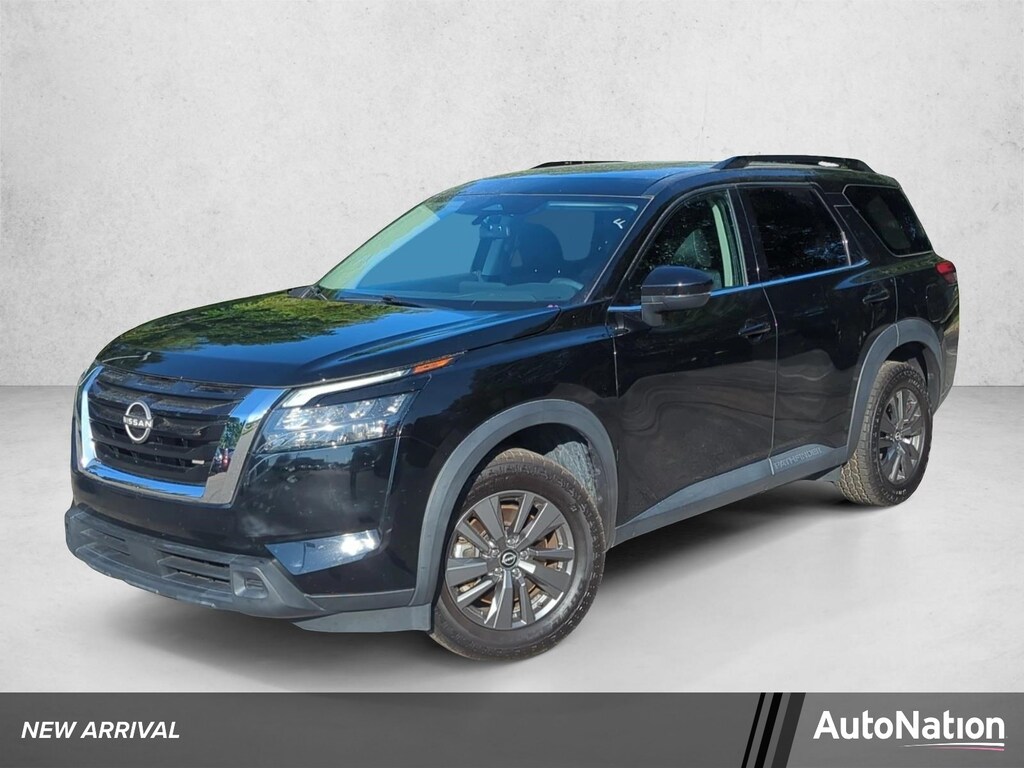 Used 2024 Nissan Pathfinder SV Sport Utility