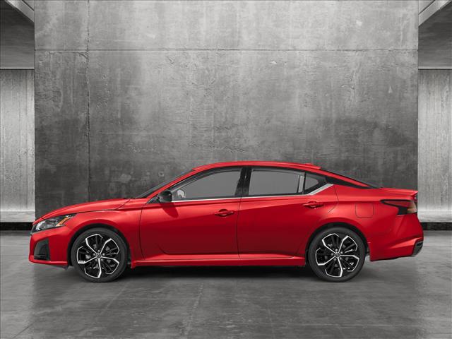 2025 Nissan Altima SR photo 3