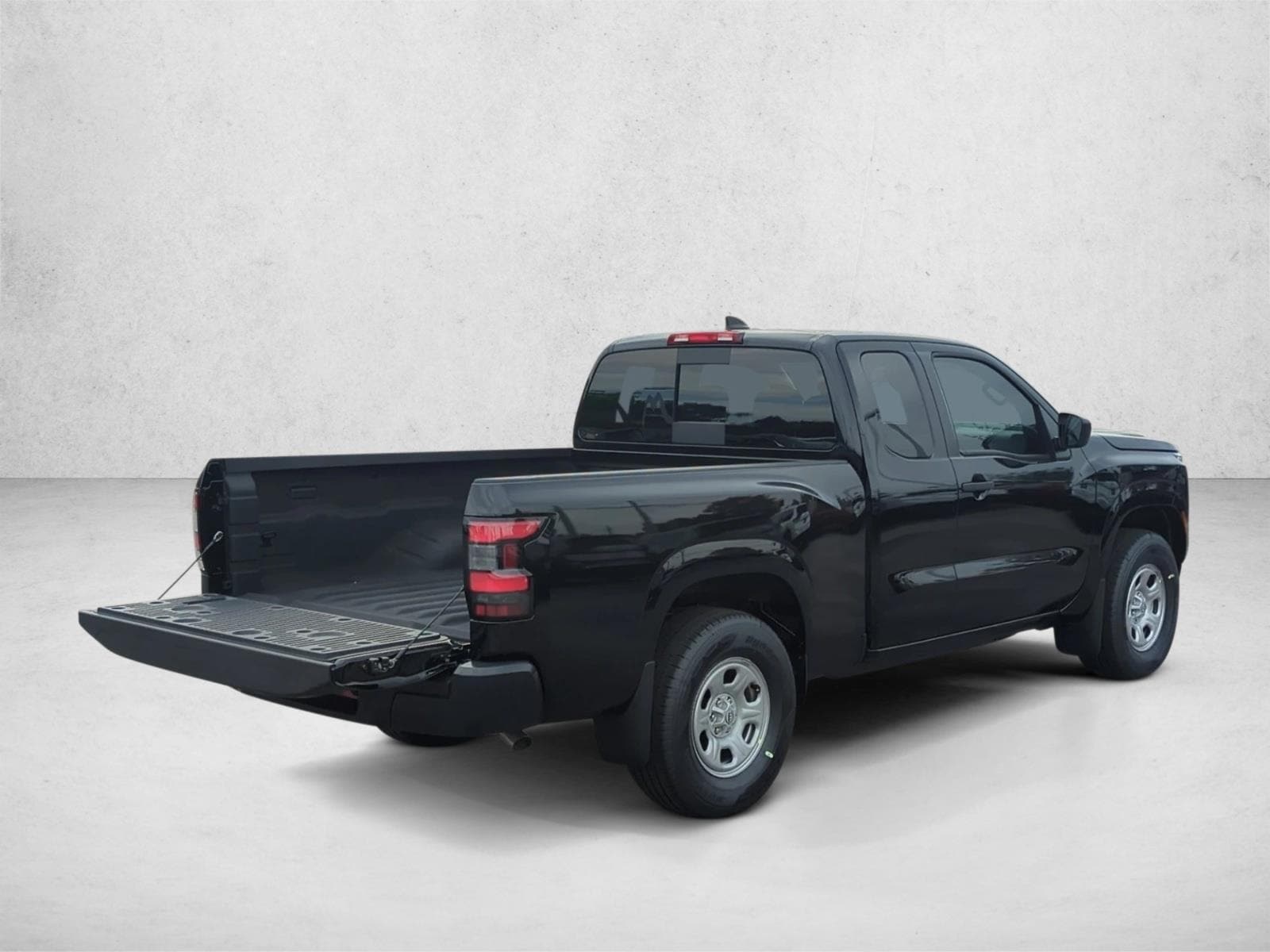 2026 Nissan Frontier S - Photo 8