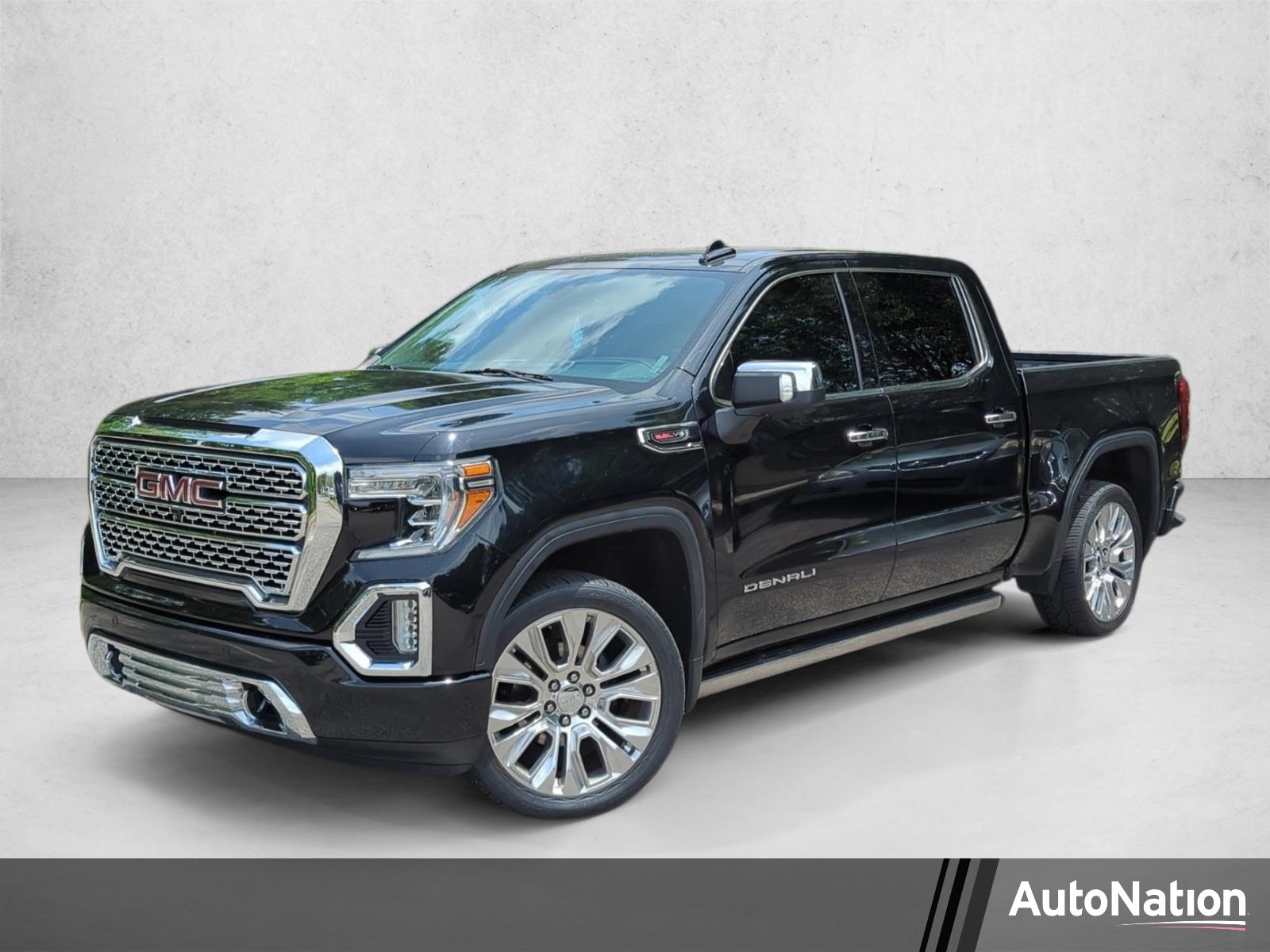 2020 GMC Sierra 4WD Crew Cab Short Box Denali's photo