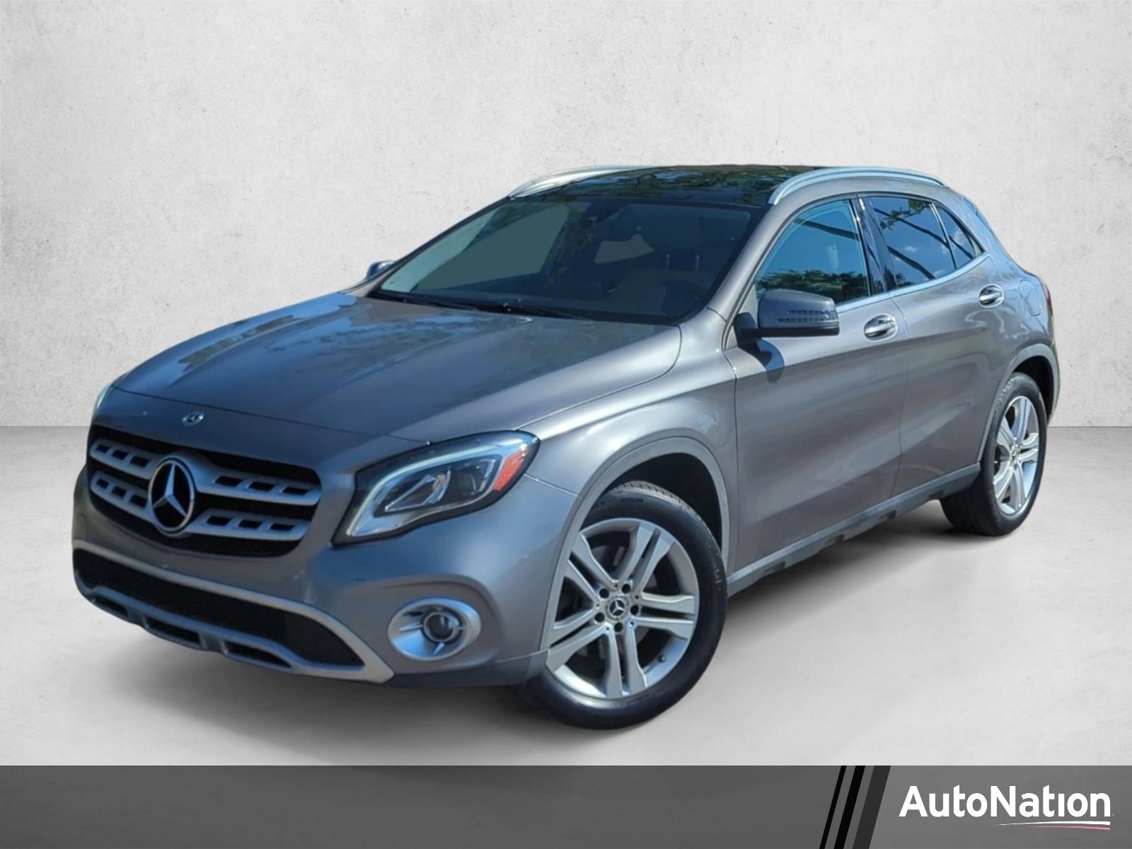 2018 Mercedes-Benz GLA GLA250's photo