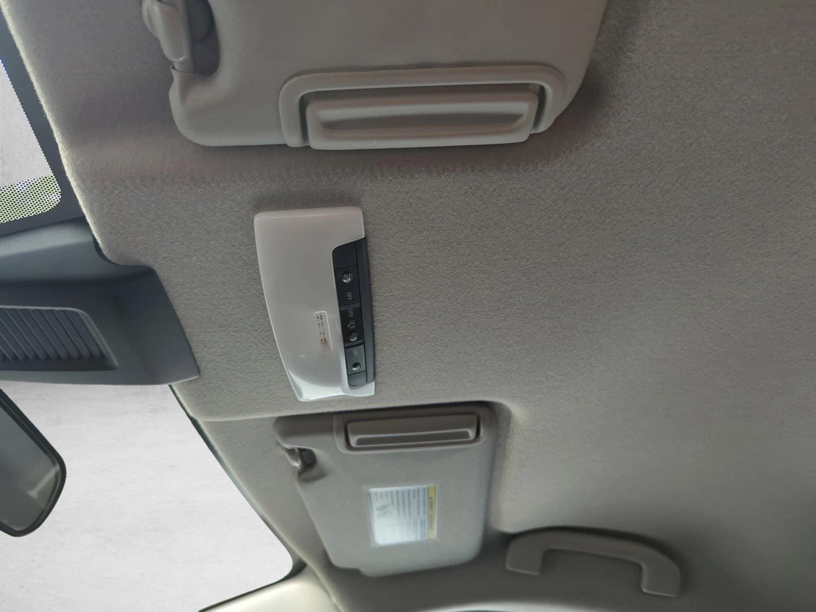 2025 Nissan KICKS PLAY Base - Photo 19