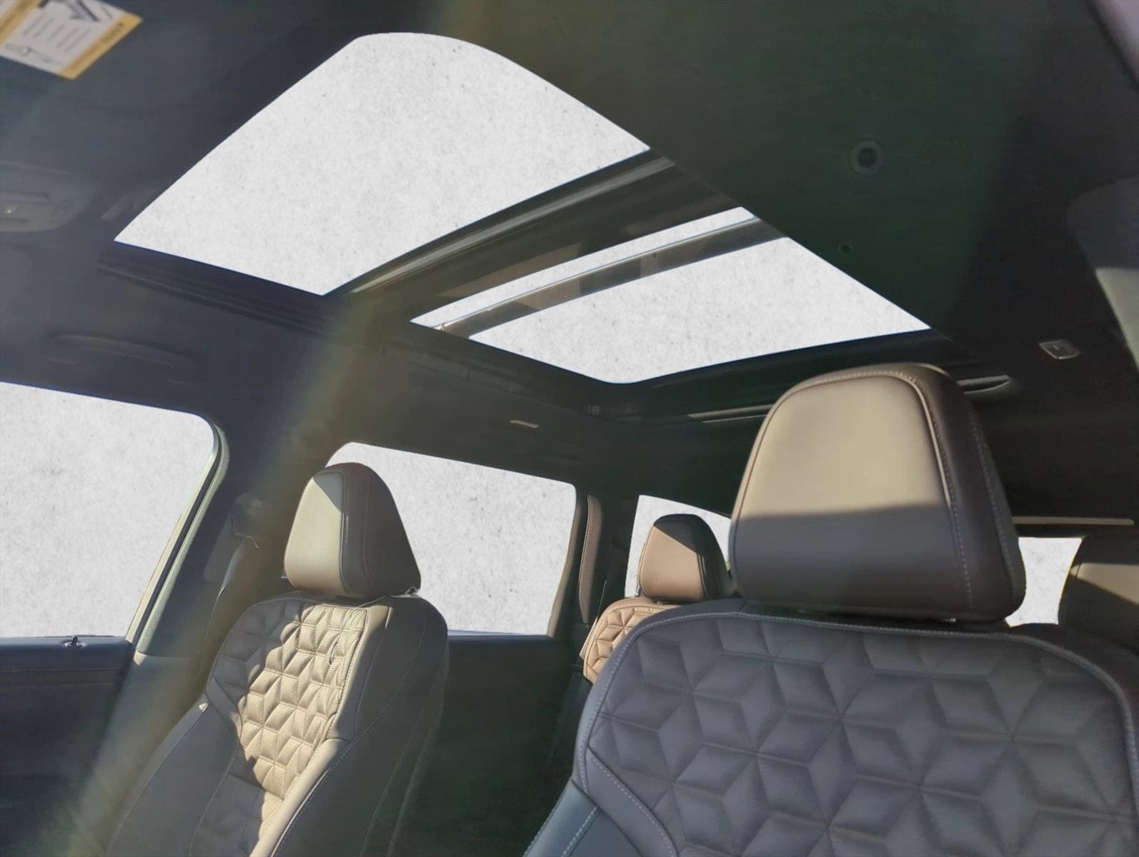 2026 Nissan Armada Platinum Reserve - Photo 18