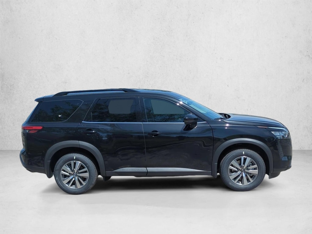New 2026 Nissan Pathfinder SL SUV