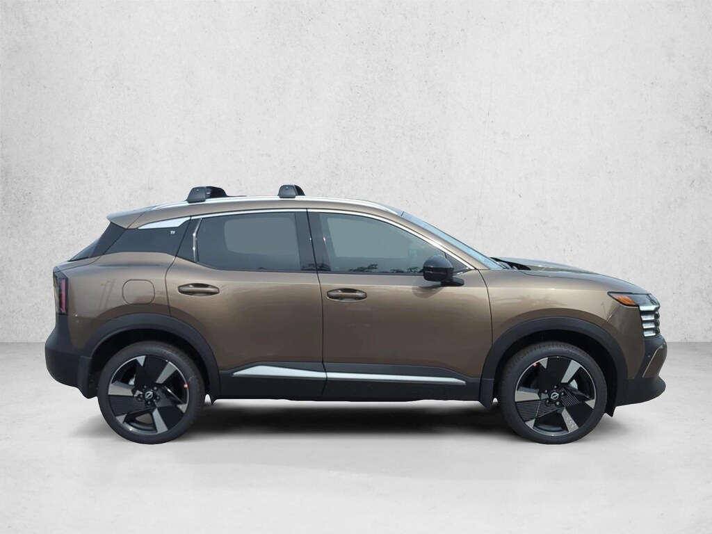 New 2026 Nissan Kicks SR SUV
