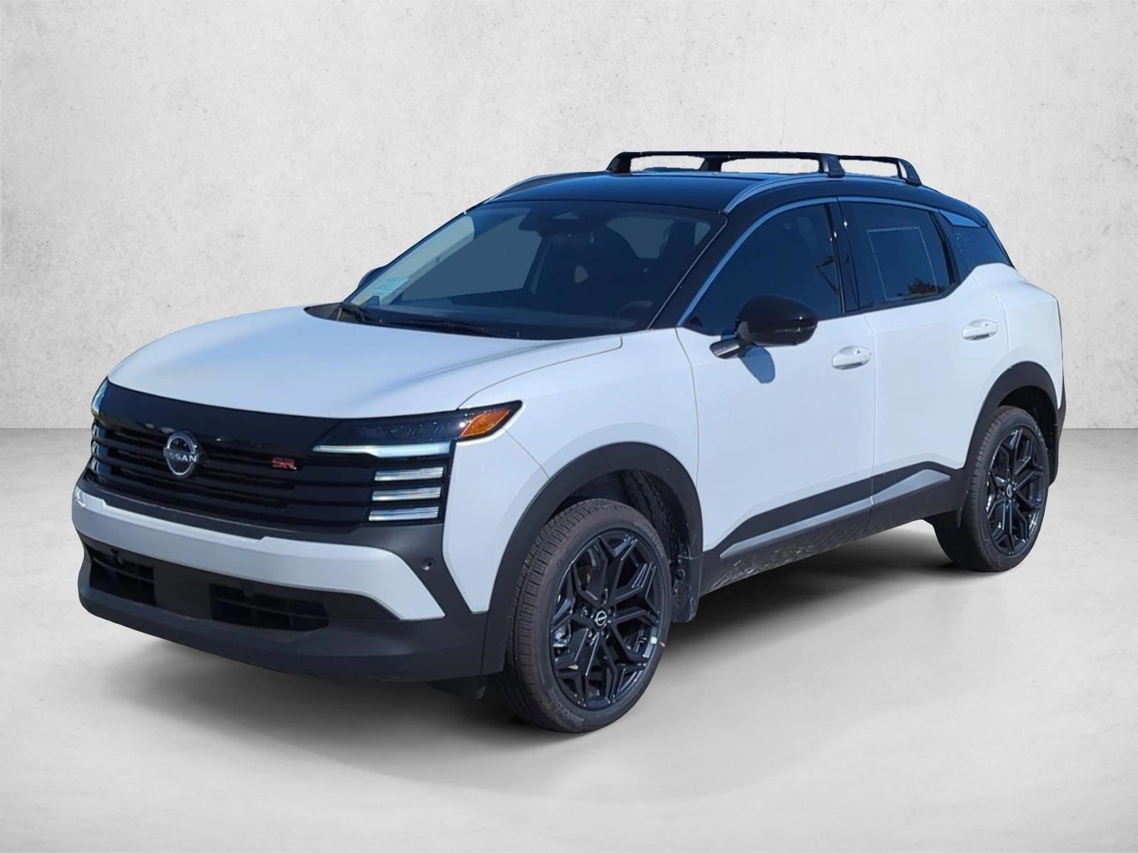 2026 Nissan KICKS SR's photo