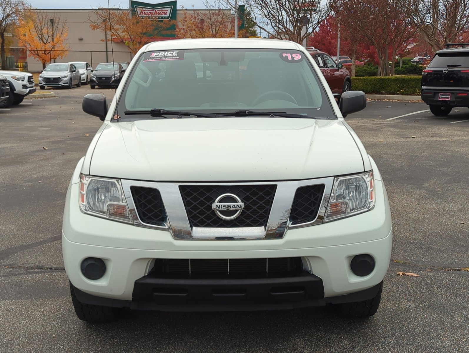 2019 Nissan Frontier SV Crew Cab photo 2