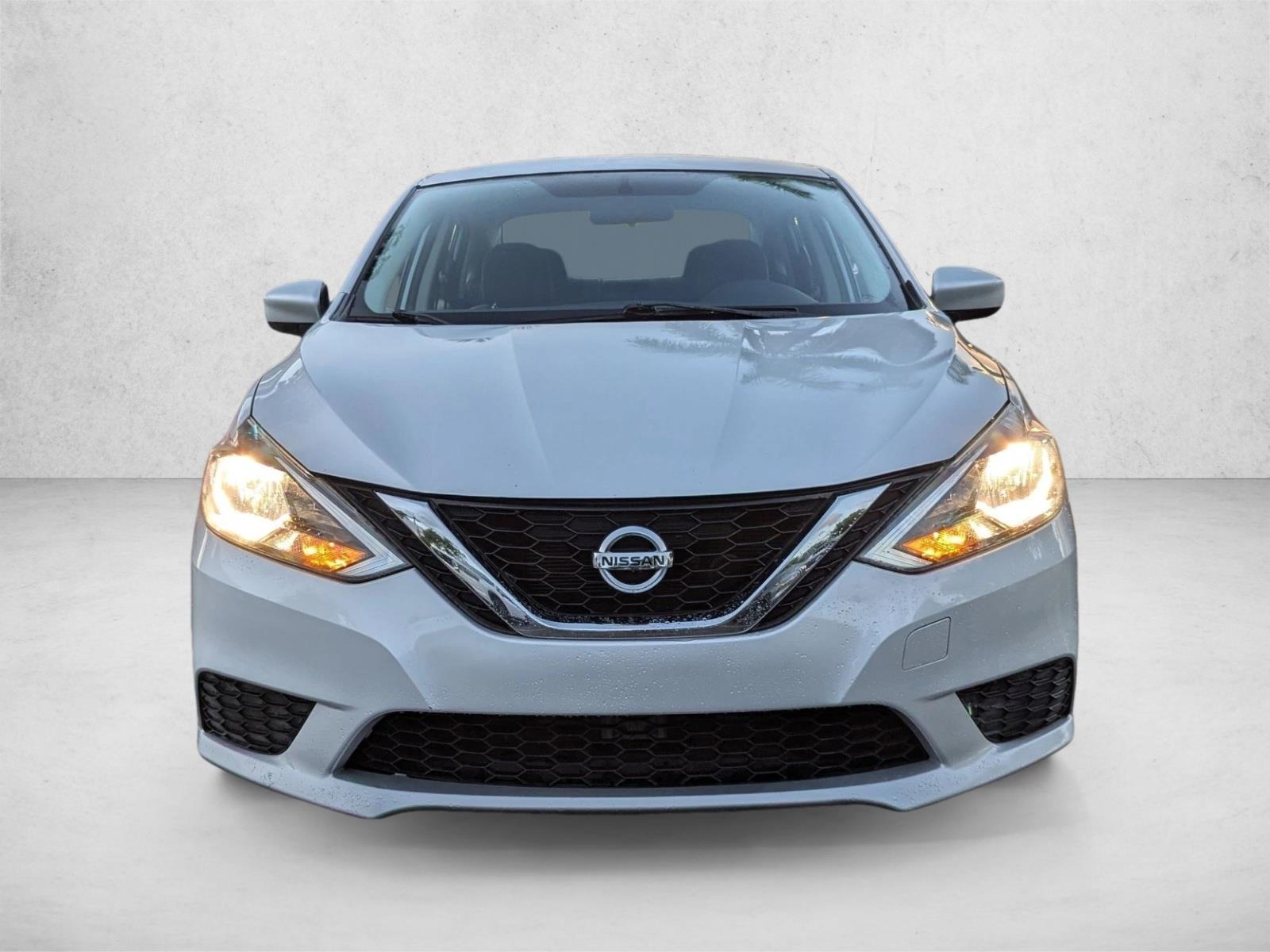 2017 Nissan Sentra SV photo 2