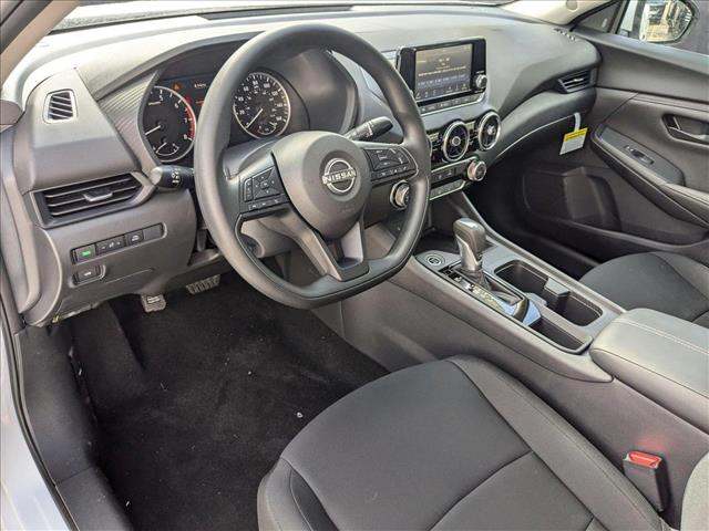 2025 Nissan Sentra S photo 3