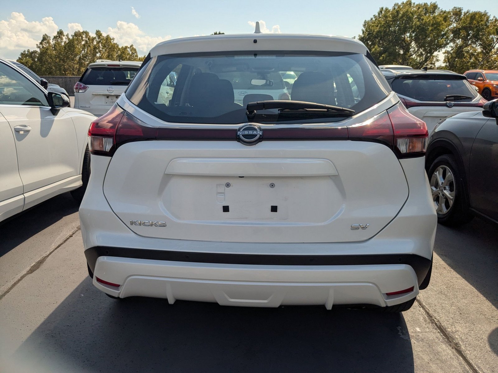 2023 Nissan Kicks SV photo 3