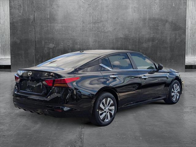 2025 Nissan Altima S photo 2