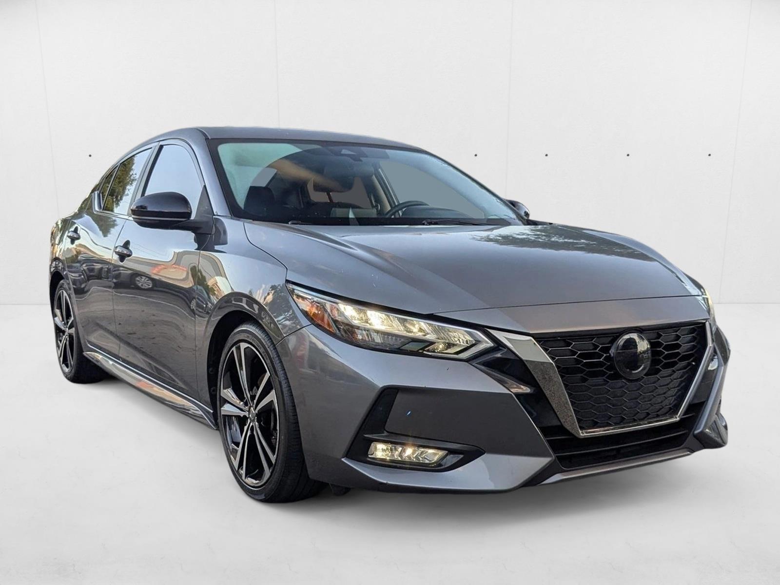 2022 Nissan Sentra SR photo 3
