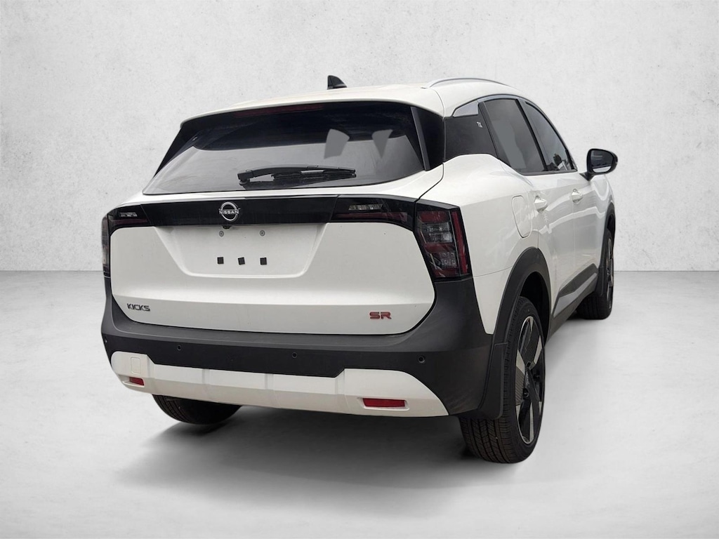 New 2026 Nissan Kicks SR SUV