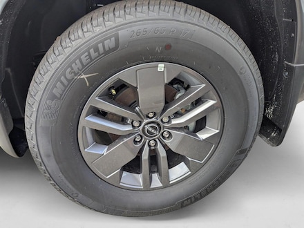 2025 Nissan Frontier SV Truck Crew Cab